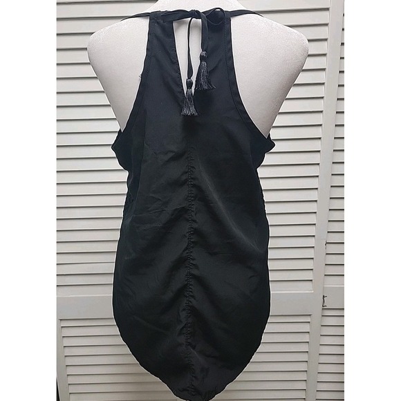 Athleta Dunes Black Eyelet Tank Keyhole Back SZ XXS V Neck - Picture 3 of 6